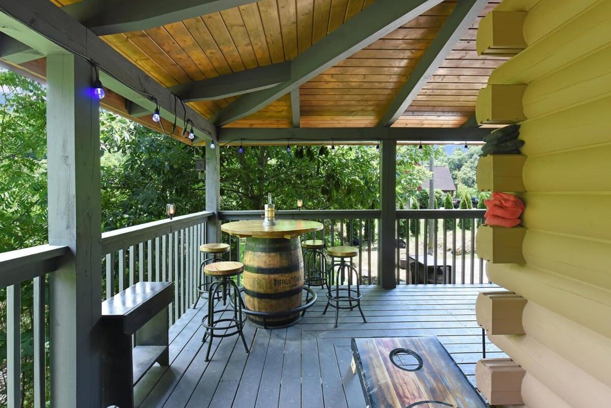 Ryes And Shine Bootlegger'S Cabin! Hot Tub* Pool* Arcade* Billiards *Ev * Pet Friendly Sevierville Eksteriør bilde
