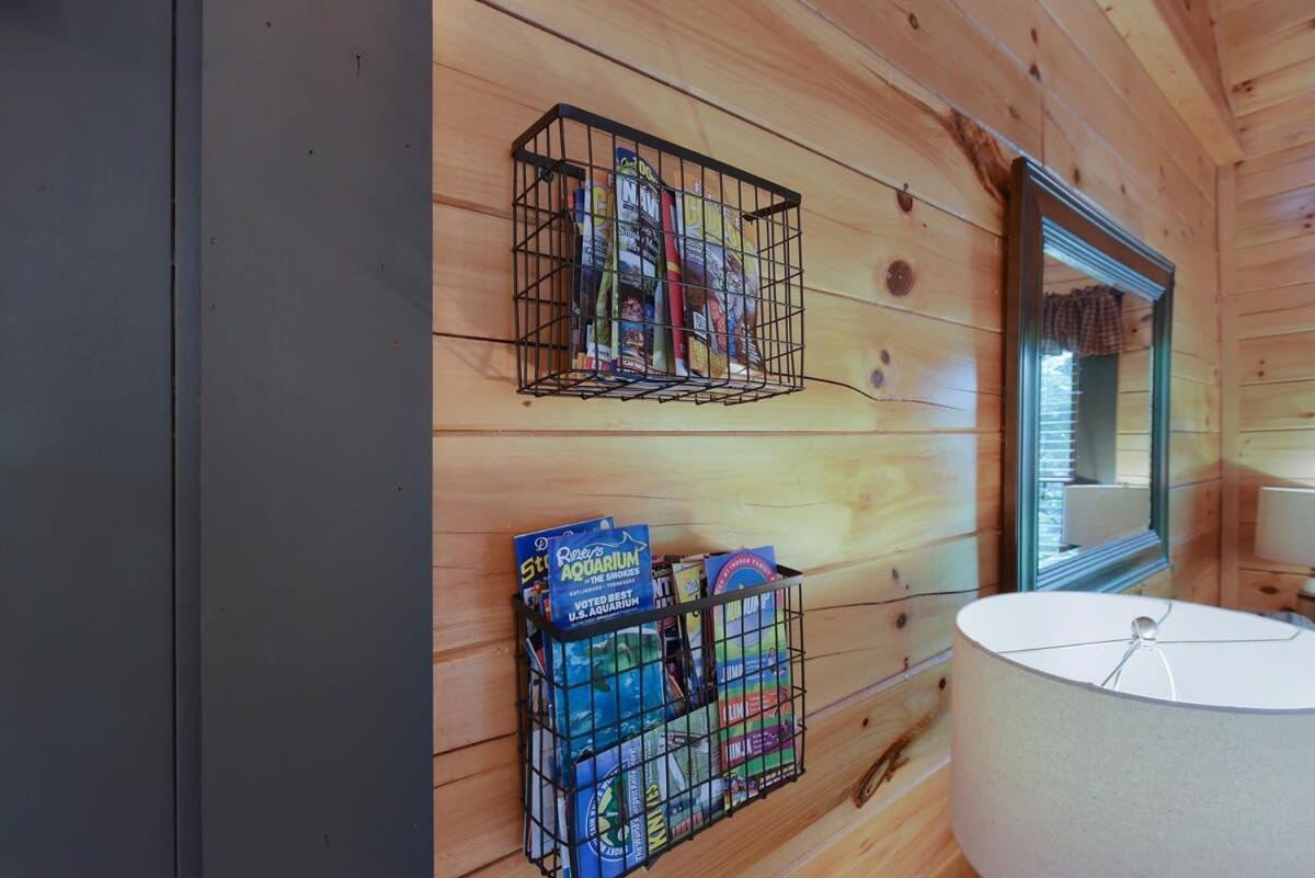 Ryes And Shine Bootlegger'S Cabin! Hot Tub* Pool* Arcade* Billiards *Ev * Pet Friendly Sevierville Eksteriør bilde
